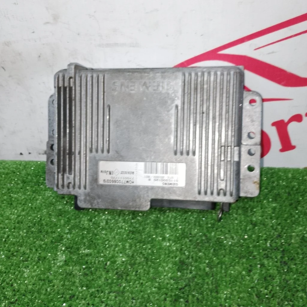 Блок управления двигателем Renault Megane