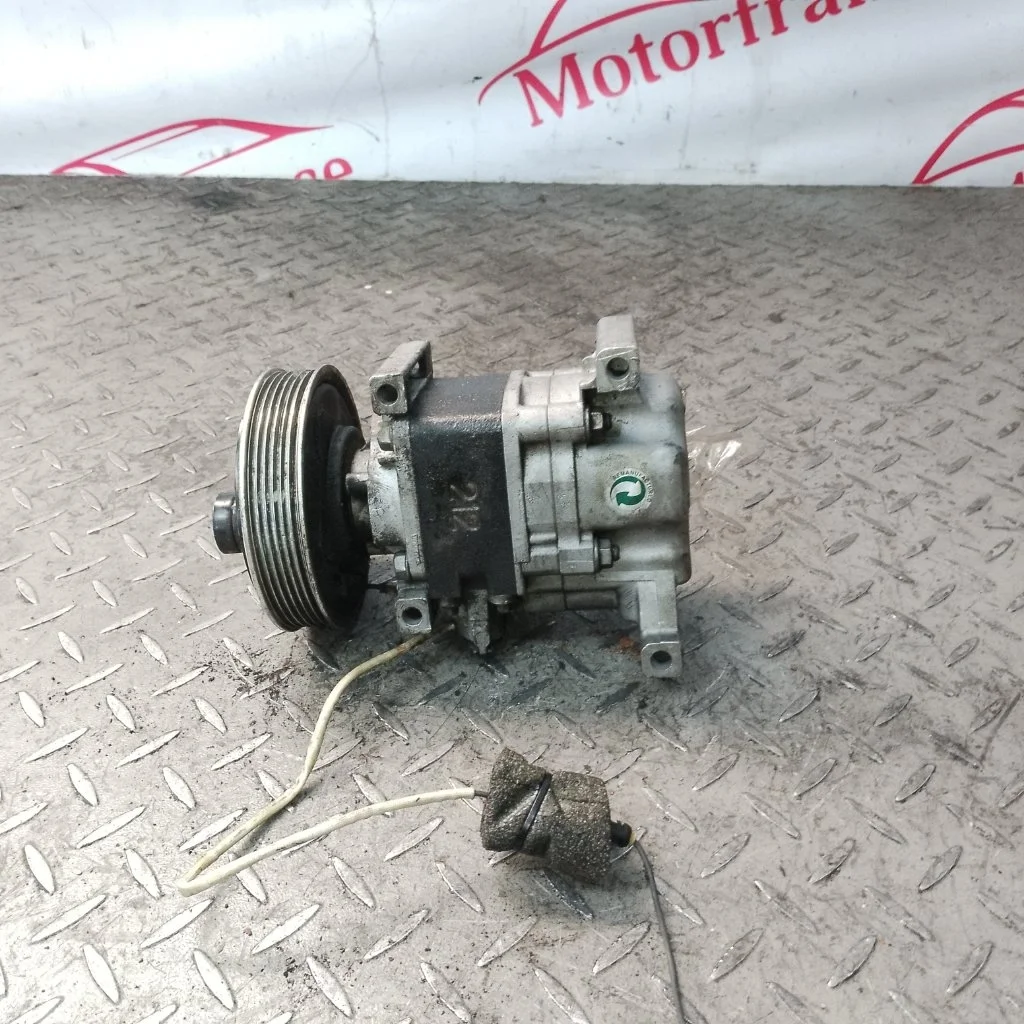 Компрессор кондиционера Mazda 3 BK  1.6 Z6