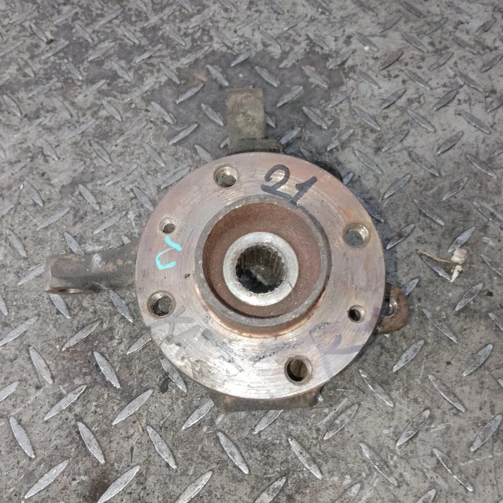 Кулак поворотный Renault Kangoo 1   F R