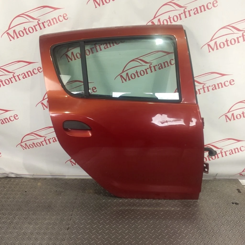 Дверь Renault Sandero 2 2013  B R