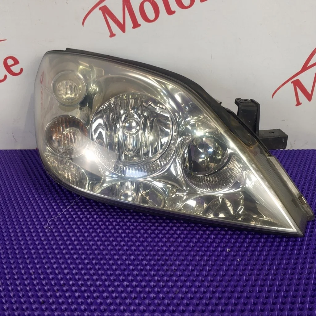 Фара галогеновая Nissan Primera P12 2005 F R
