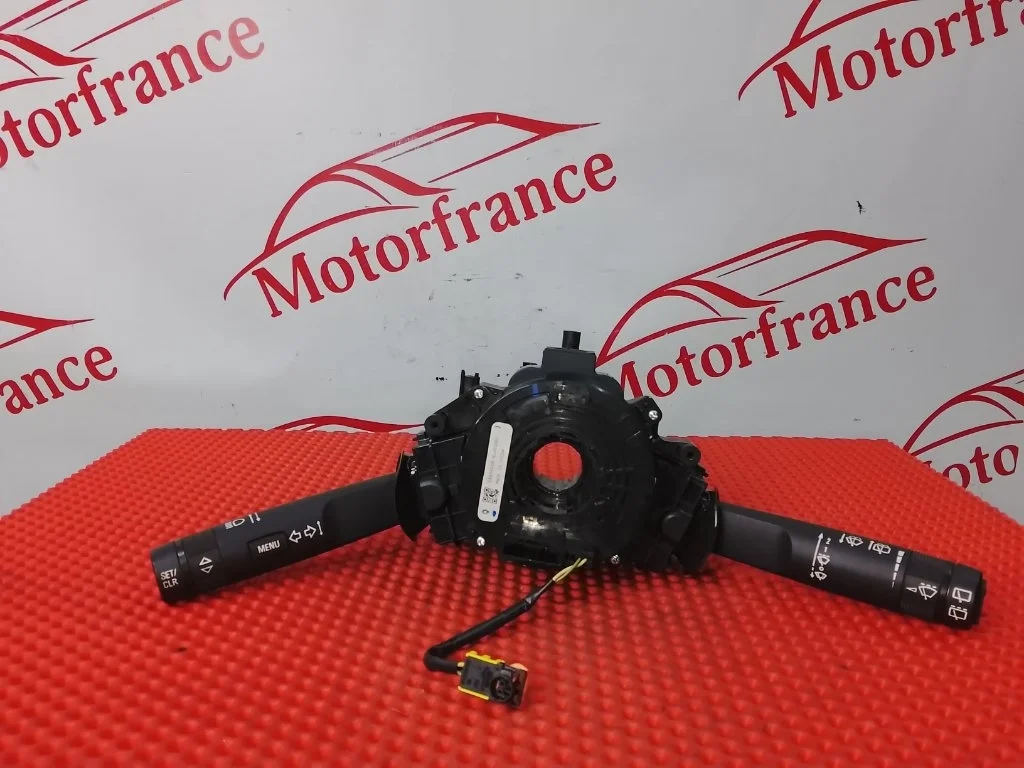 Блок подрулевых переключателей Opel Astra J 2013 A16XER