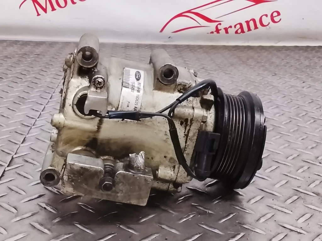 Компрессор кондиционера Ford Focus 1  FYDA