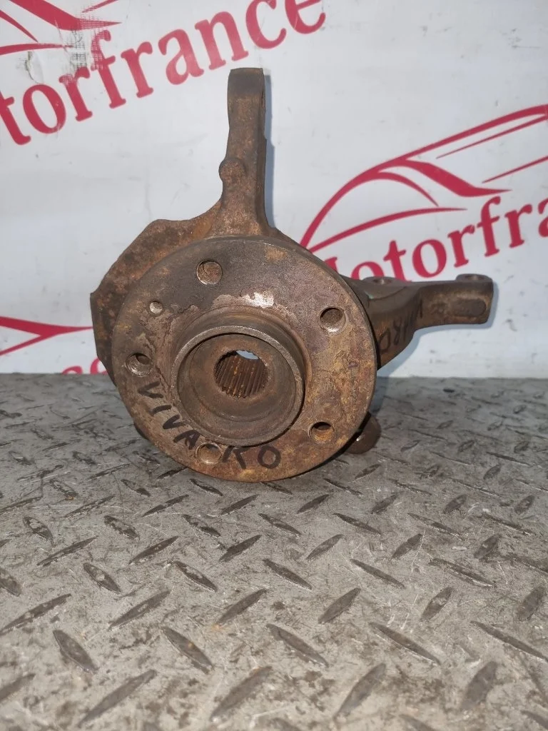 Кулак поворотный Opel Vivaro A   F R