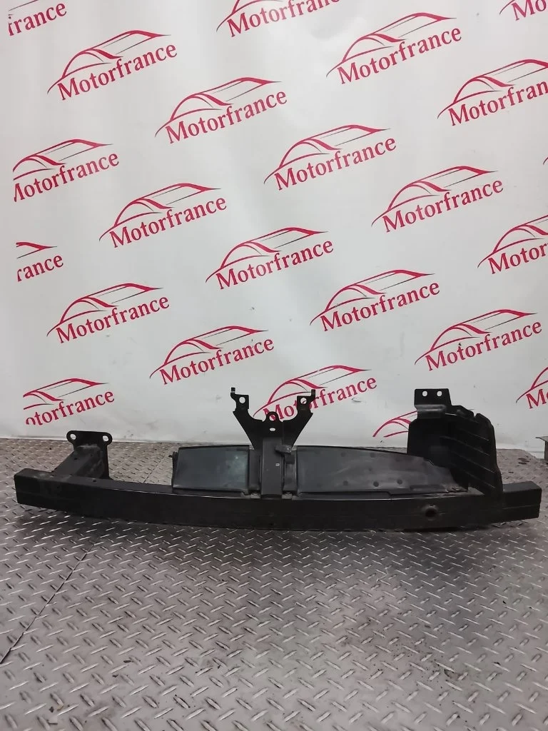 Усилитель бампера Nissan Qashqai J10 2010 2.0 DCI M9R