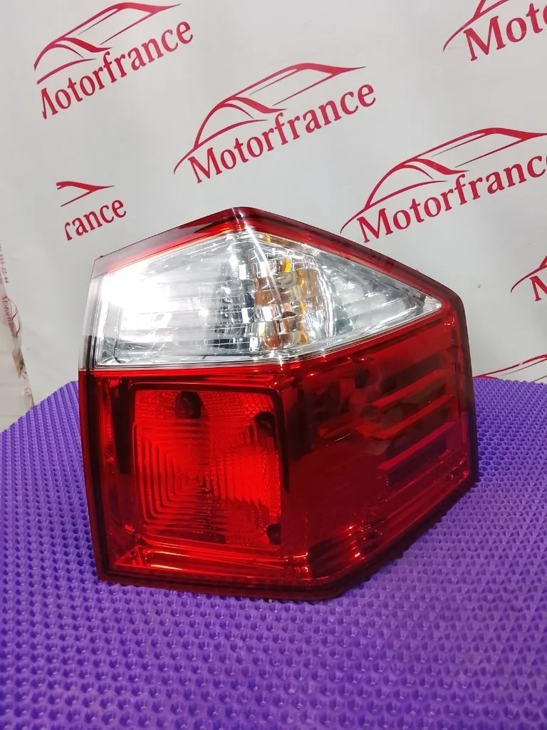 Фонарь задний Chevrolet Orlando  2011   R