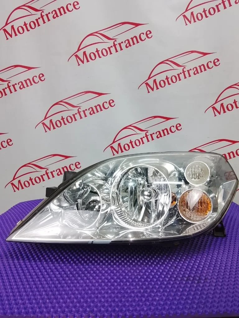 Фара галогеновая Nissan Primera P12 2002 F L