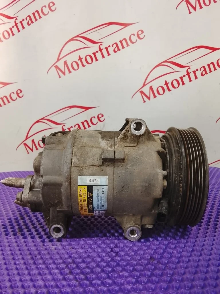 Компрессор кондиционера RENAULT Megane 2  1.6 K4M