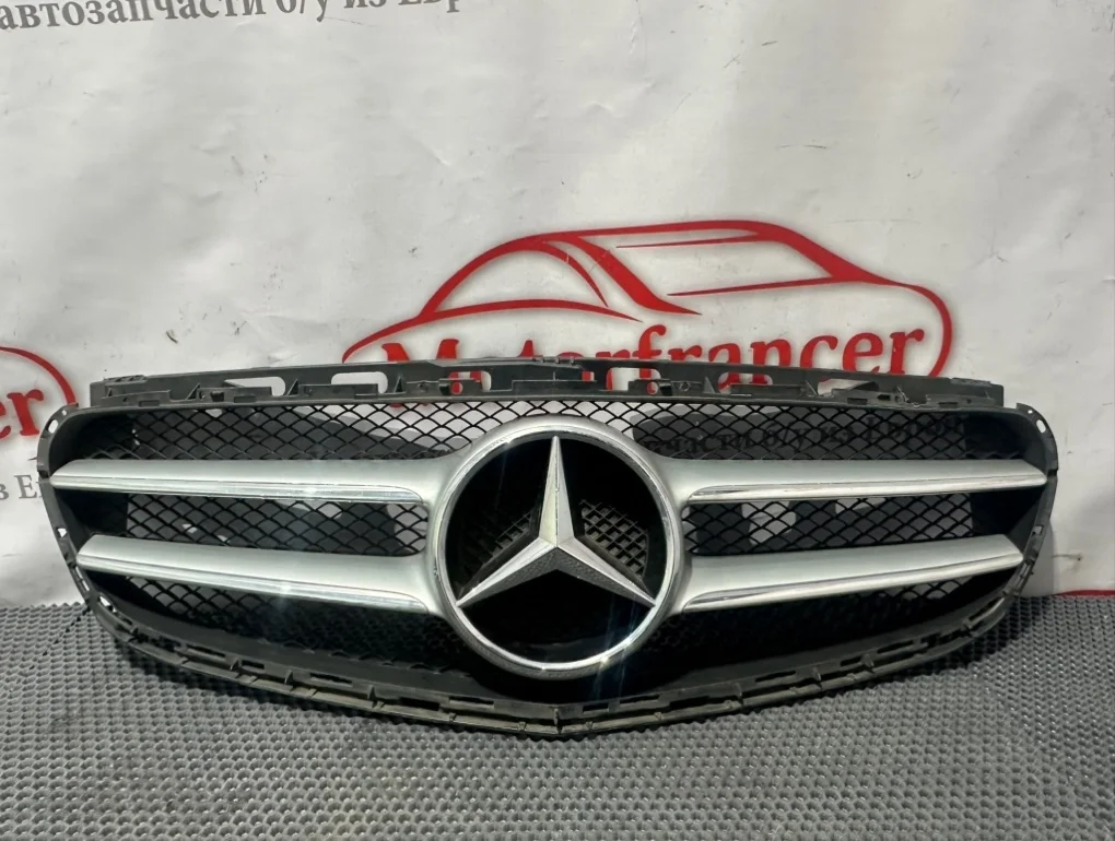 Решетка радиатора Mercedes-Benz CLS-Class C218
