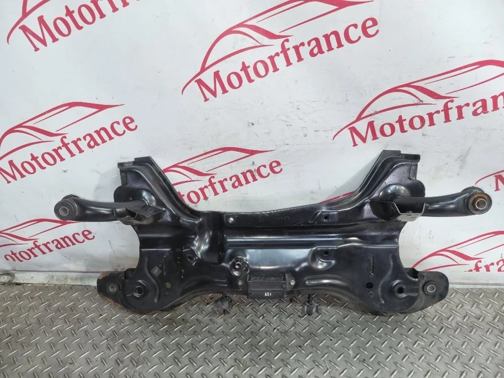 Подрамник передний Hyundai Getz 1