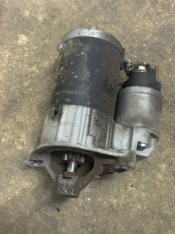 Стартер RENAULT LOGAN 2013 8200815083 1 K7M F 710