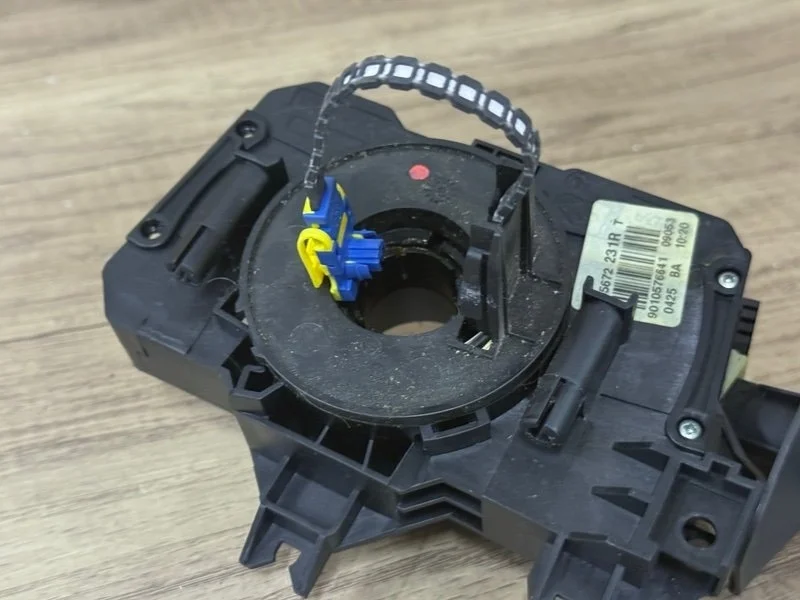 Шлейф-лента подушки безопасности RENAULT LOGAN 2013 255672231R 1 K7M F 710