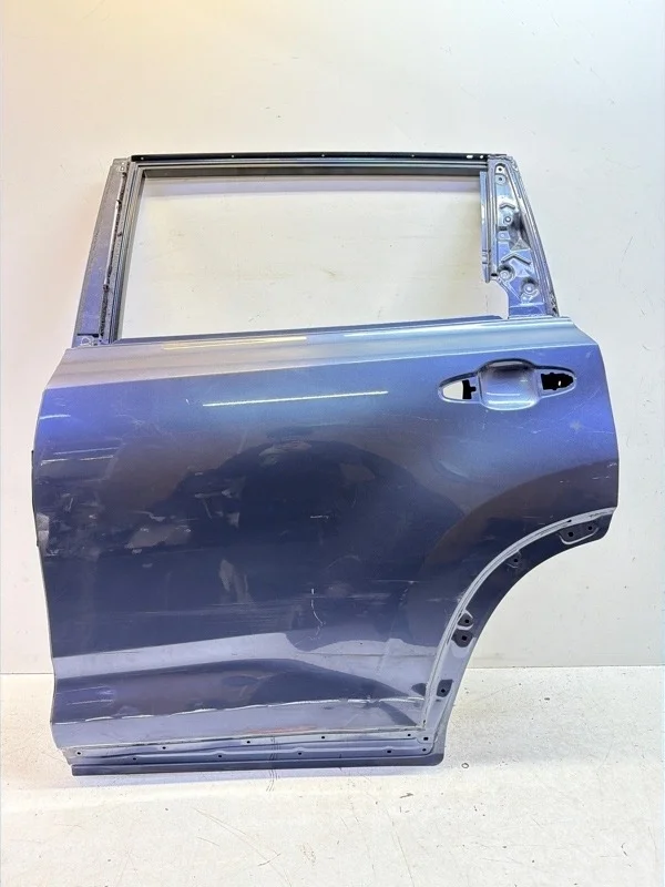 Дверь Toyota Highlander 2013-2019