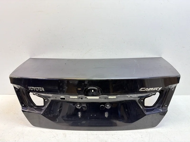 Крышка багажника Toyota Camry 2011- 2018 50