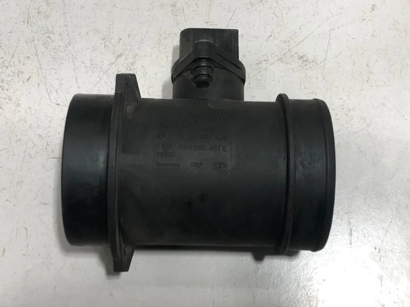 Расходомер Audi A6 C5 4B2 AFB 2.5 ДИЗЕЛЬ 2000