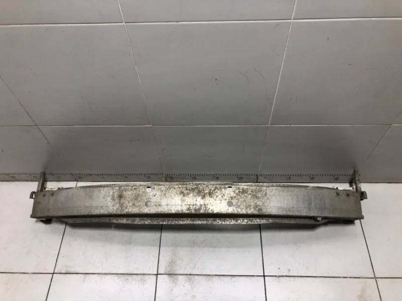 Усилитель бампера передний Audi A6 C5 4B2 AFB 2.5