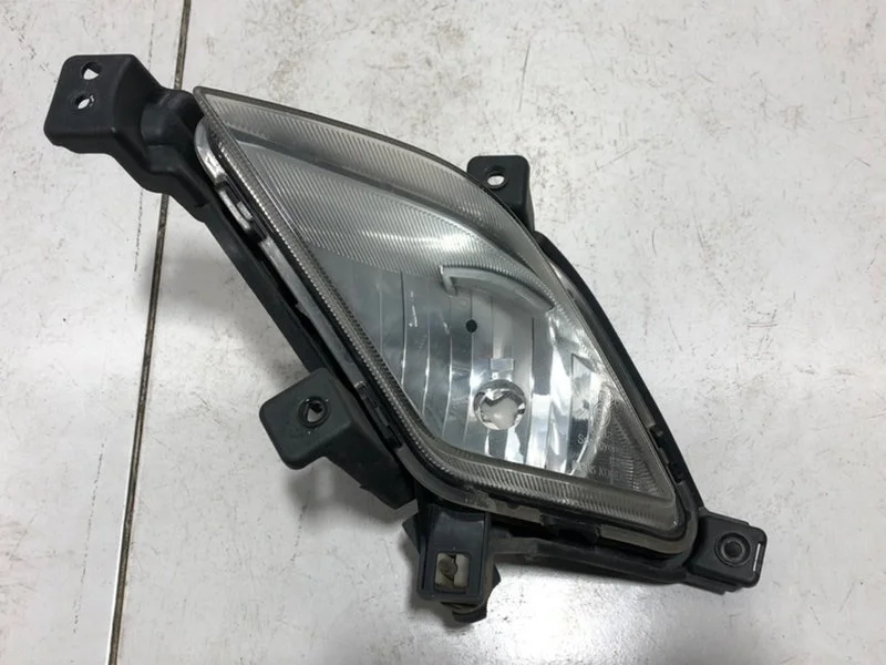 Фара противотуманная левая SsangYong Actyon