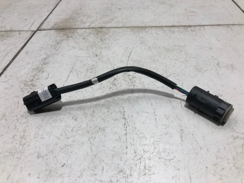 Датчик парковки задний Hyundai Santa Fe 2