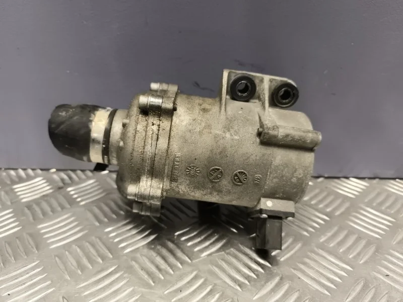 Насос водяной (помпа) BMW 3 2012 11515A81BE9 F30 N20B20B