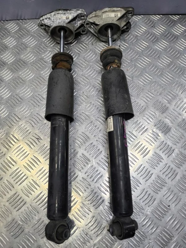 Амортизаторы комплект BMW 3 2012 33526874377 F30 N20B20B, задние