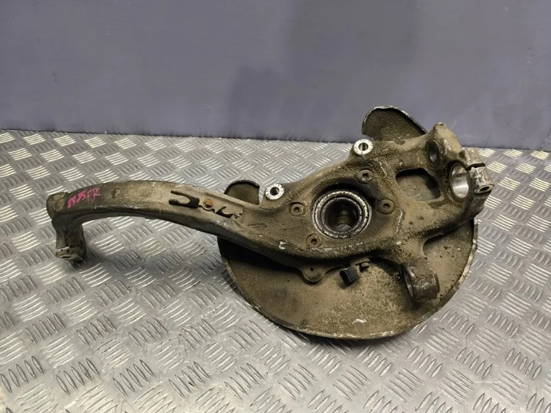 Кулак передний правый Audi Q5 2014 4G0407254B 8R CNC