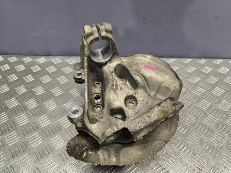 Кулак передний левый BMW 3 2012 31216792287 F30 N20B20B