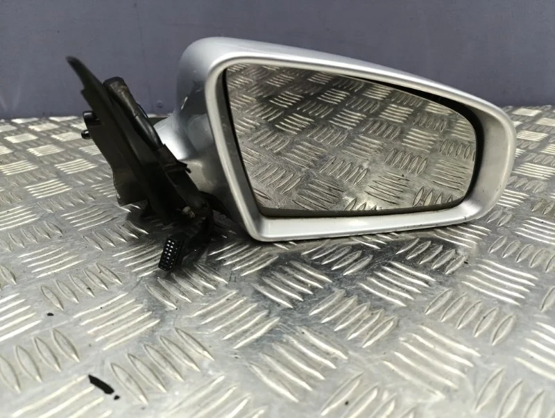 Зеркало правое Audi A3 2007 8P2858532L 8P BZB