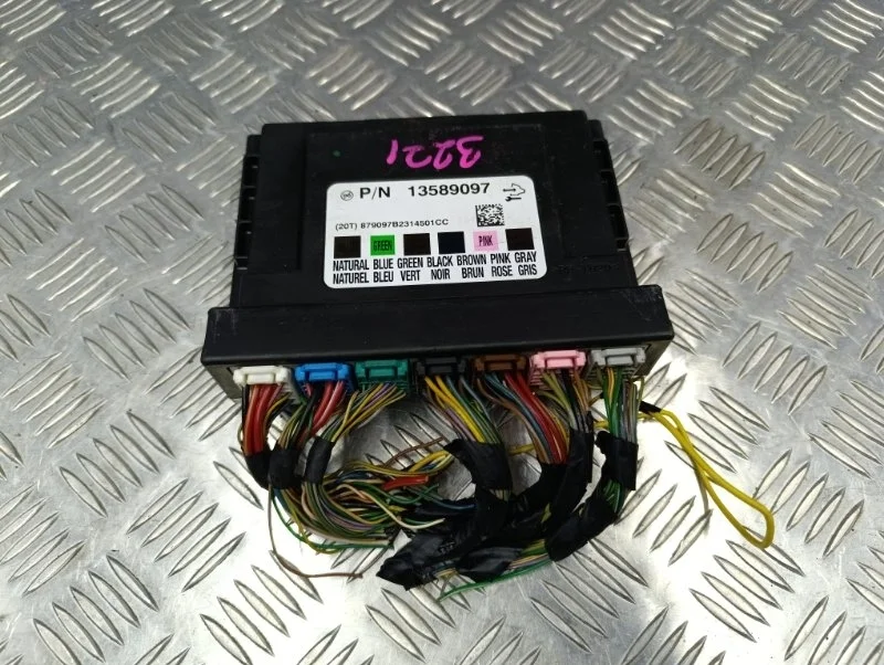 Блок комфорта Chevrolet Aveo 2014 13589097 T300 F16D4
