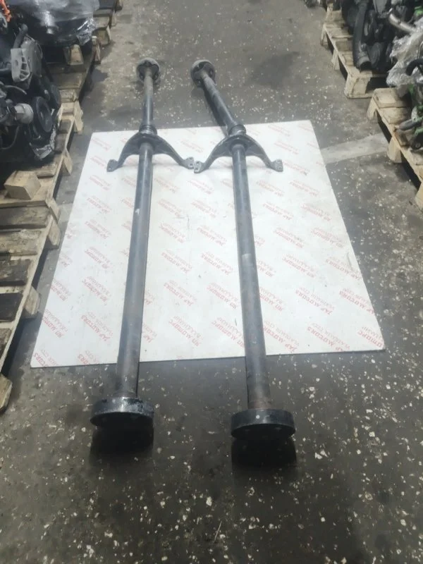 Карданный вал Volkswagen Tiguan CAW 2009