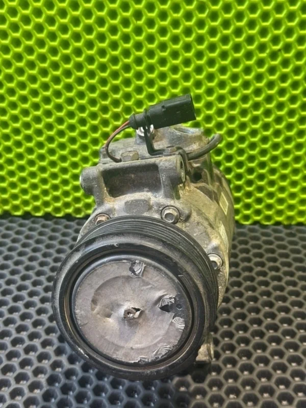 Компрессор кондиционера Audi A4 2004 B6