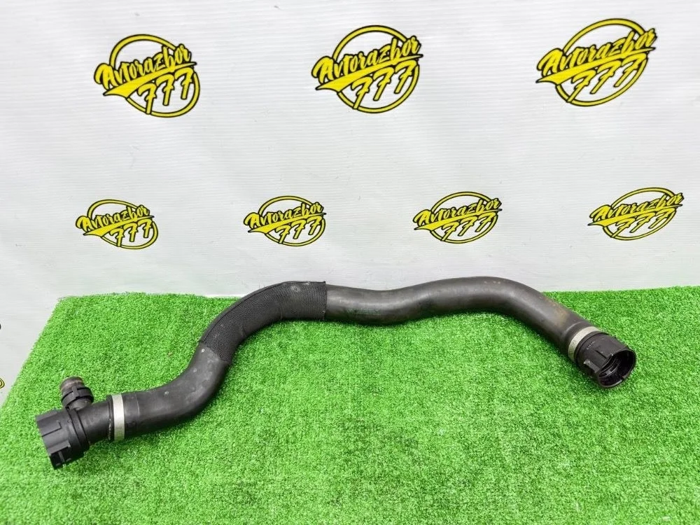 Патрубок системы охлаждения BMW 7 серия G11/G12 (2015—2019)