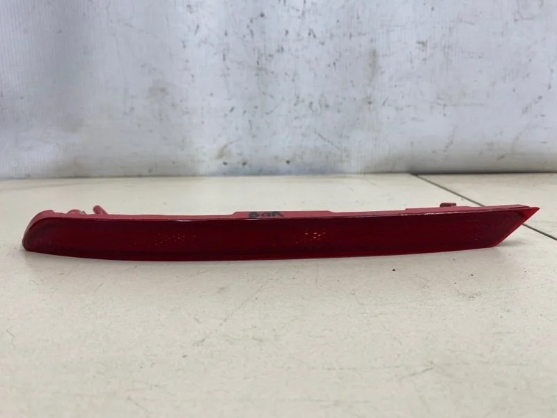 Отражатель в бампер задний левый Kia Rio X-line FB