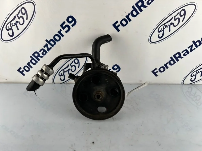 Насос ГУР Ford Focus 2010 1362652 CB4 1.6 (SHDA)
