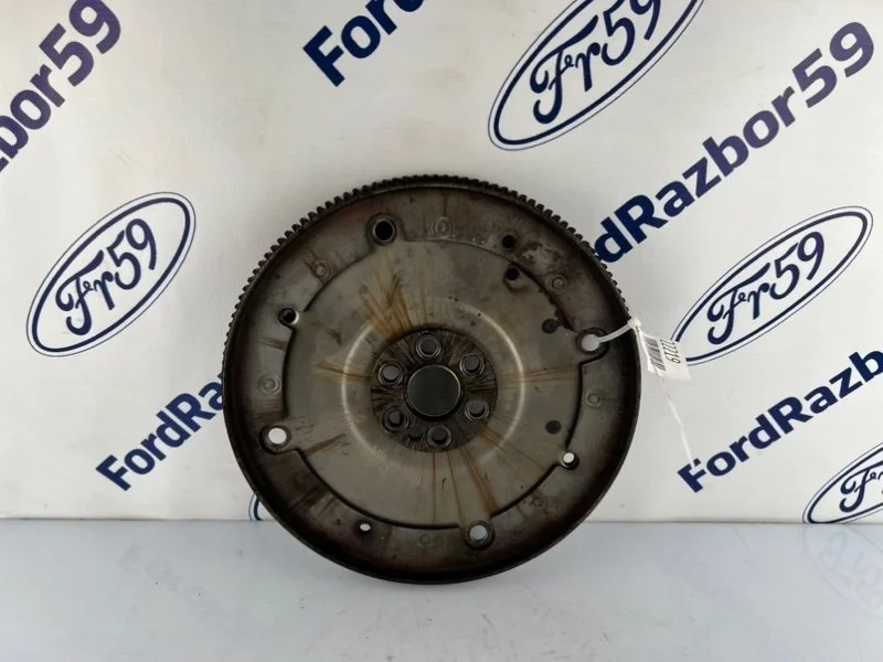 Маховик Ford Focus 2009 1307937 CB4 1.6 (SHDA)