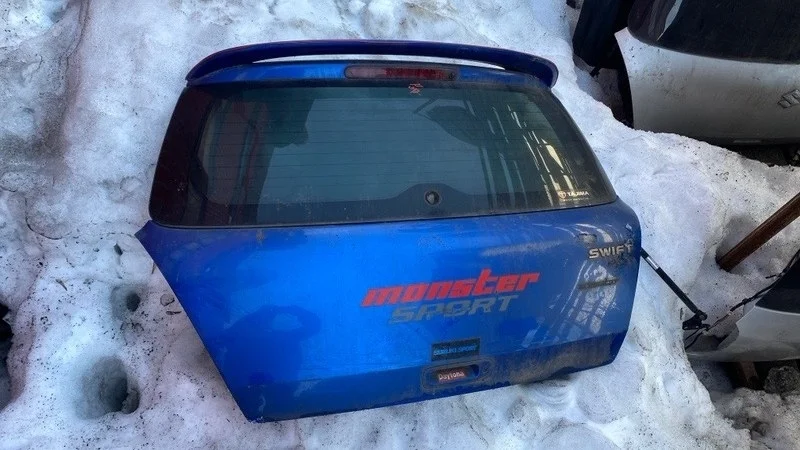 Дверь багажника Suzuki Swift 3 2004-2011 ZC11