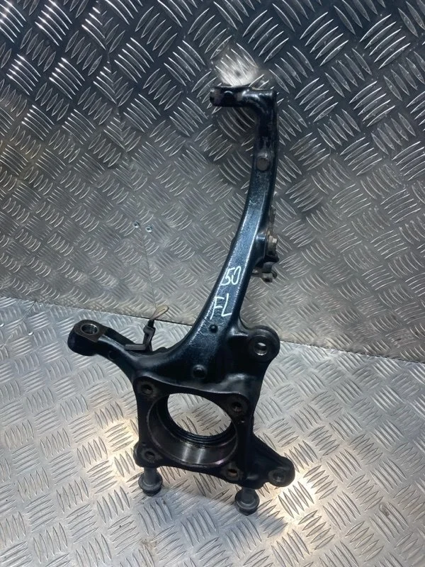 Кулак поворотный передний левый LEXUS LX570 2018 4321260230 URJ202 3UR-FE 5.7, передний левый