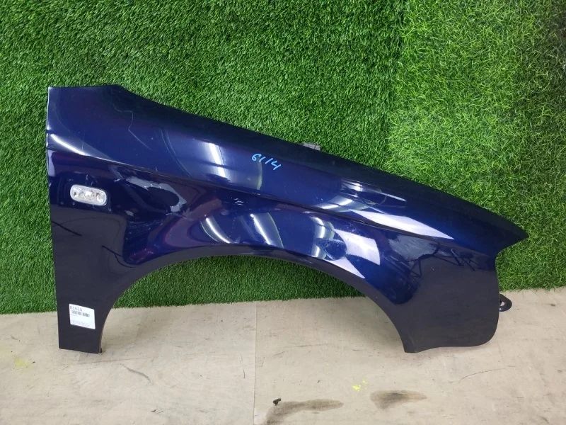 Крыло Audi A4 2006 8E0821106F 8ED ALT, переднее правое