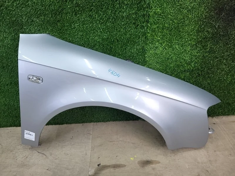 Крыло Audi A4 2007 8E0821106B 8EC ALT, переднее правое