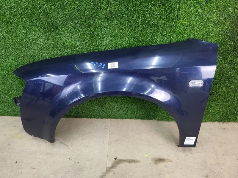 Крыло Audi A4 2004 8E0821105B 8EC AMB, переднее левое