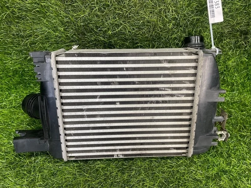 Интеркулер Renault Captur 2013 144965154R J87 H5F