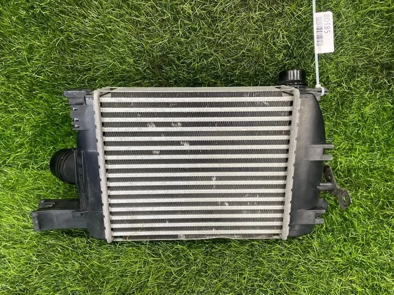 Интеркулер Renault Captur 2013 144965154R J87 H5F