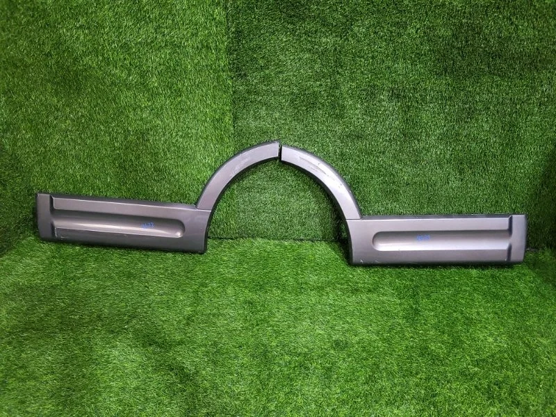 Молдинг двери Ford Explorer 2004 1L2Z7825556HB U251 VSEX, задний