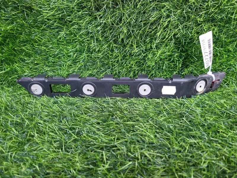 Направляющая заднего бампера Opel Astra 2005 24460466 L35 Z18XE, задняя левая