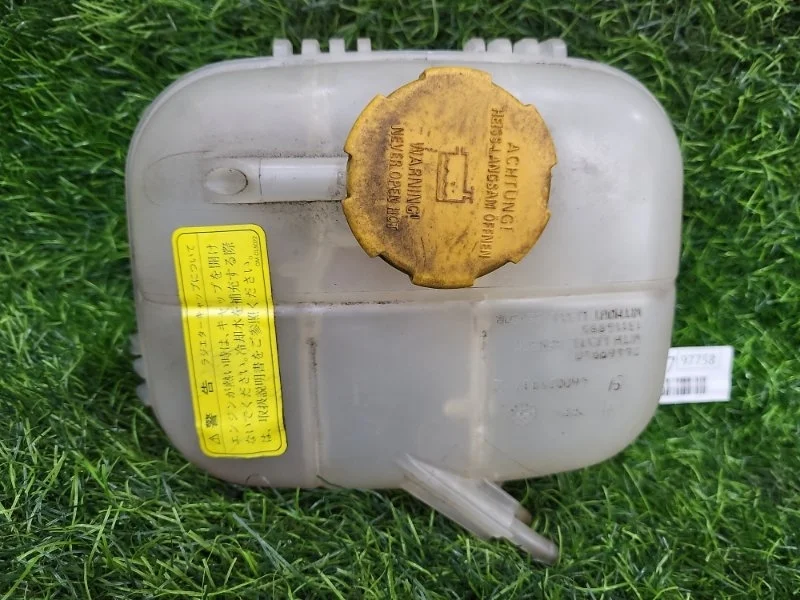 Расширительный бачок Opel Astra 2005 24469940 L35 Z18XE