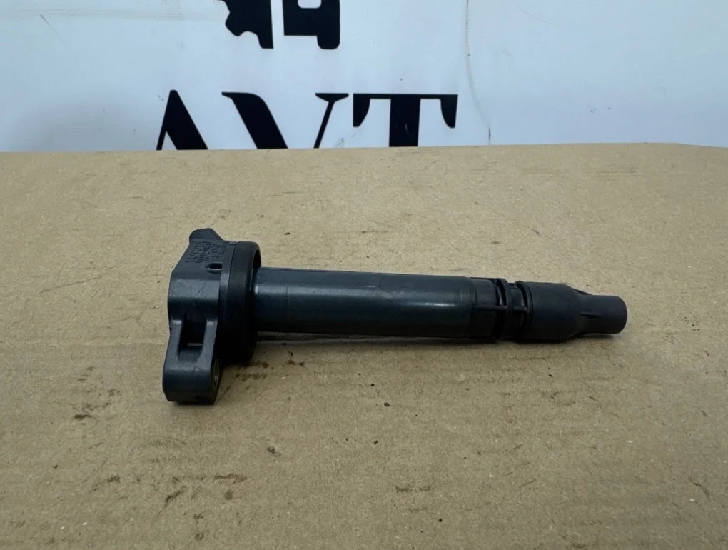 Катушка зажигания Toyota Yaris 2 1NR-FE