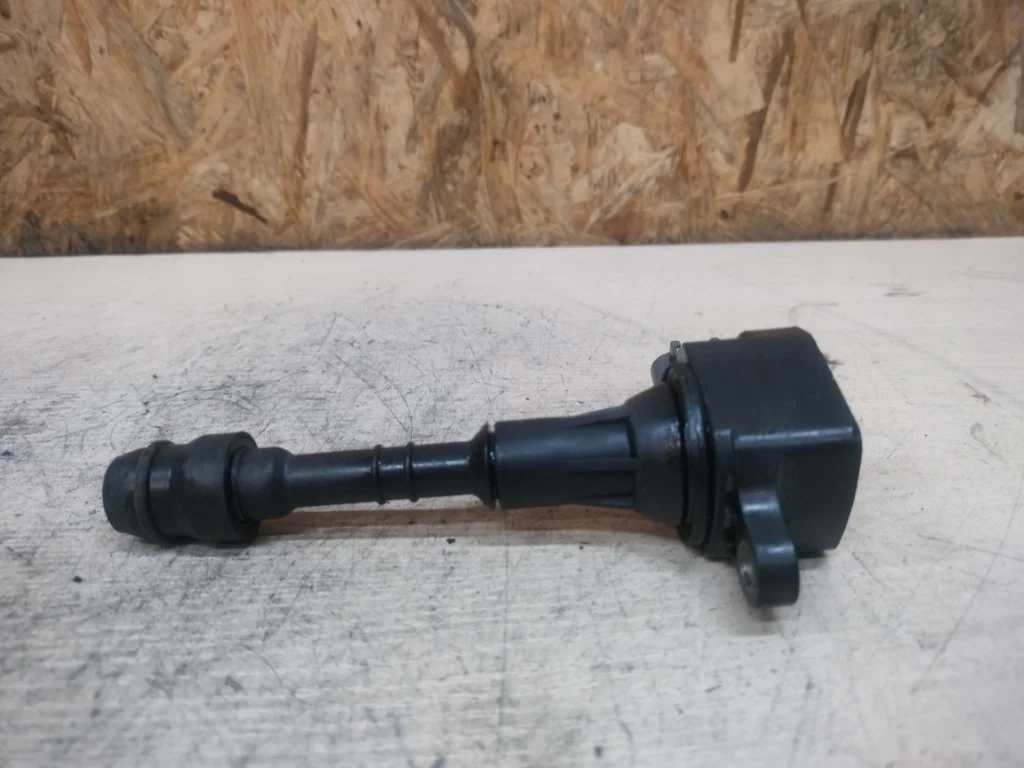 Катушка зажигания Nissan X-Trail QR25DE