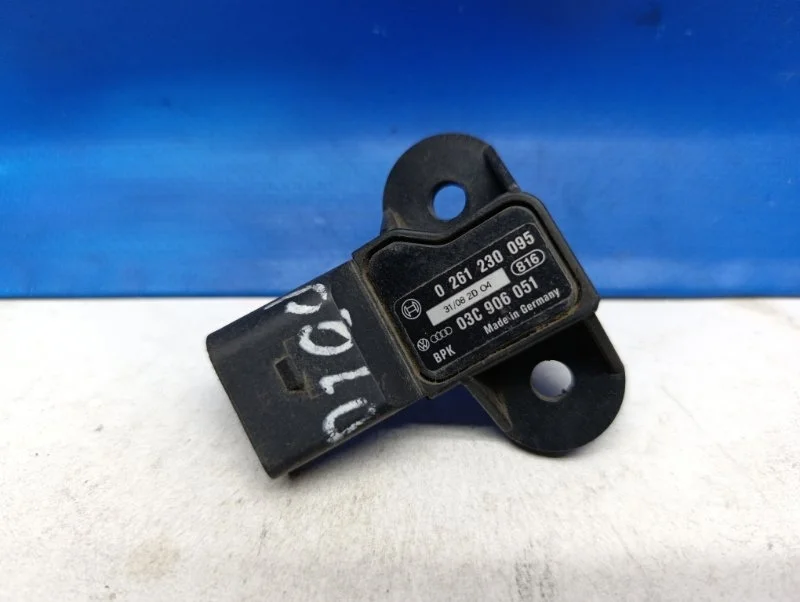 Датчик абсолютного давления Volkswagen Polo Sedan 2011-2020 03C906051F