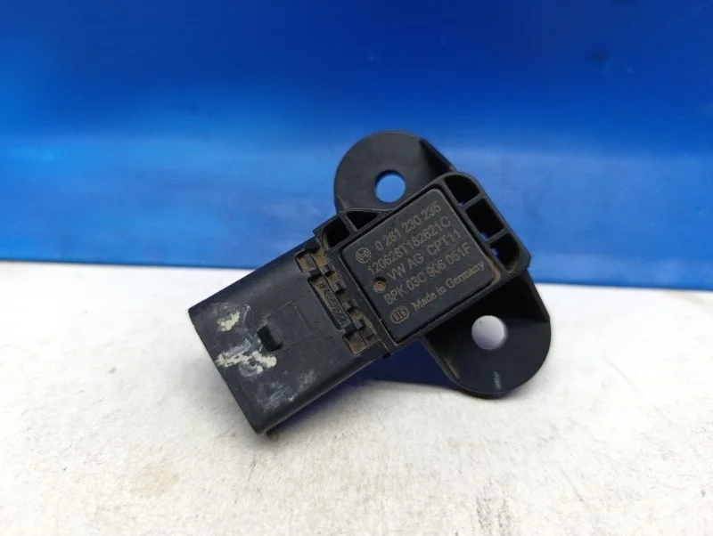 Датчик абсолютного давления Volkswagen Polo 2014 03C906051F