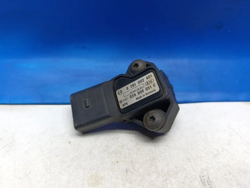 Датчик абсолютного давления Volkswagen Touran 2011 038906051C
