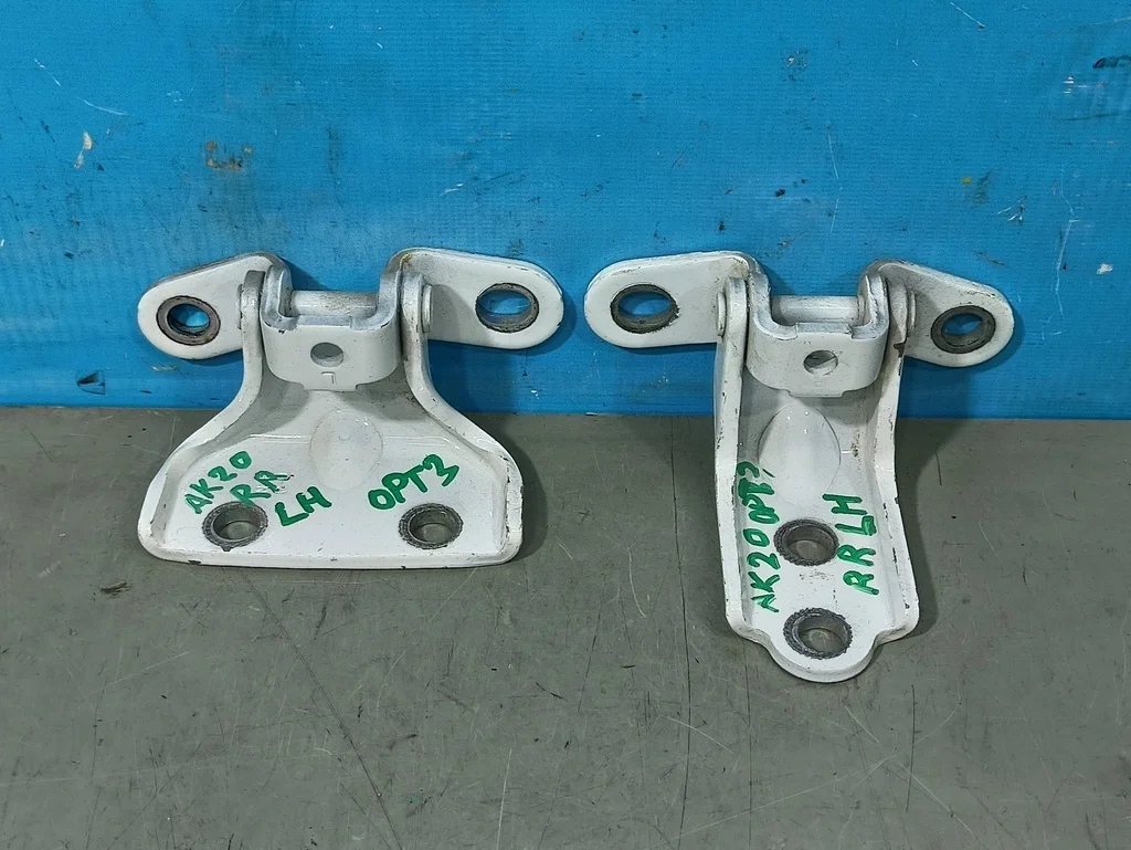 петли двери Kia Optima 3 TF 2010-2013  06.08.2012